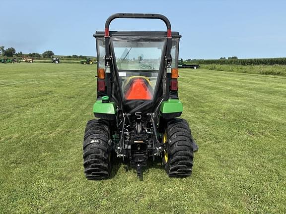 Image of John Deere 2032R equipment image 3