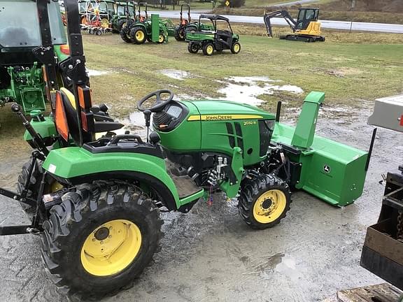 Image of John Deere 2032R Primary image