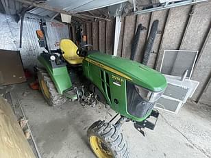 Main image John Deere 2032R 1