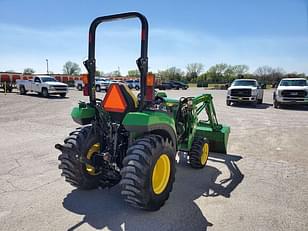 Main image John Deere 2032R 7