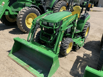 Main image John Deere 2032R