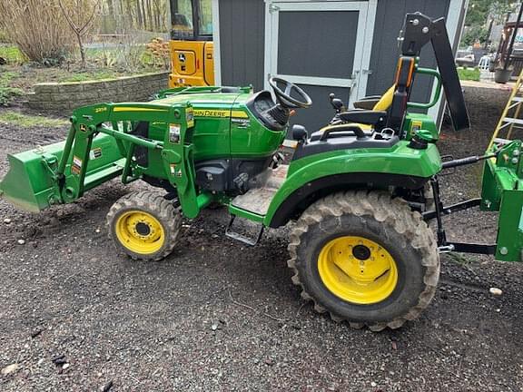 Image of John Deere 2032R equipment image 1