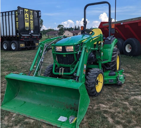Main image John Deere 2032R