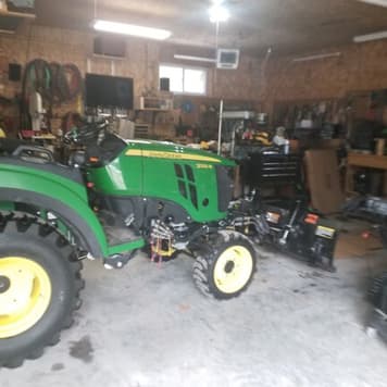 Main image John Deere 2032R