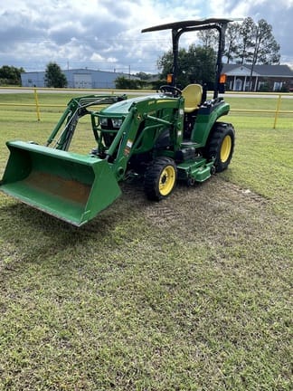Main image John Deere 2032R