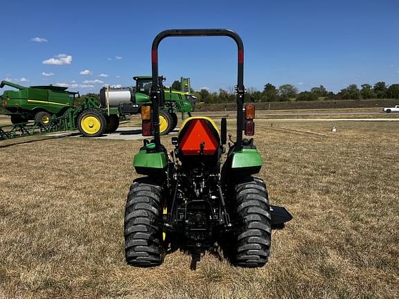 Image of John Deere 2038R equipment image 3