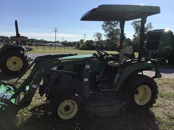 Image of John Deere 2038R equipment image 3