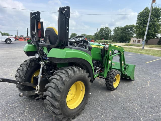 Image of John Deere 2038R equipment image 3