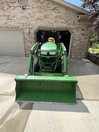 Image of John Deere 2038R equipment image 3