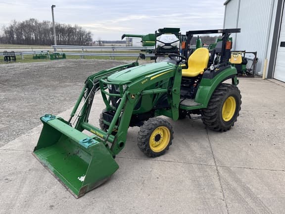 Image of John Deere 2038R equipment image 2