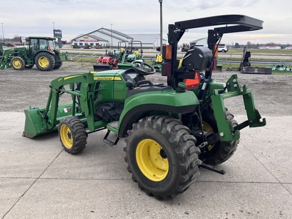 Image of John Deere 2038R equipment image 4
