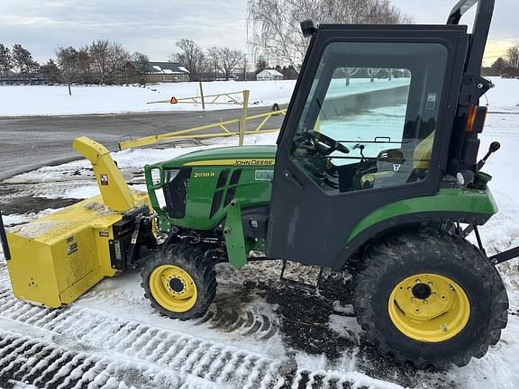 Image of John Deere 2038R equipment image 1