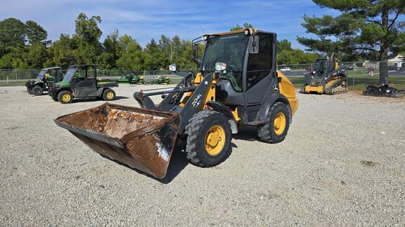 Image of John Deere 204L equipment image 1