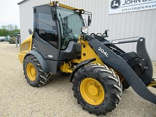 Main image John Deere 204L 6