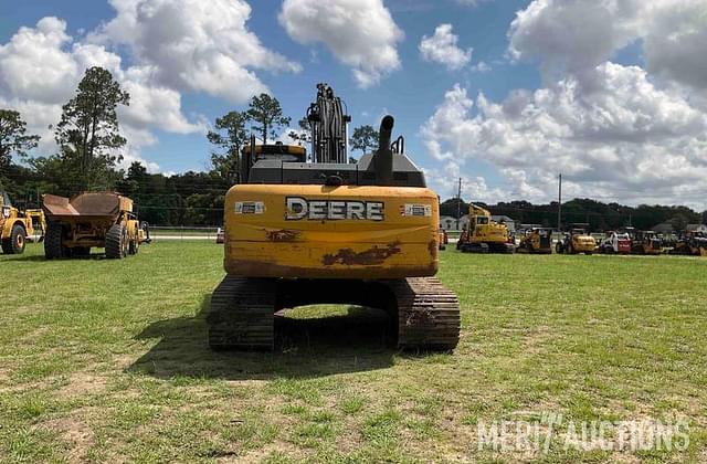 Image of John Deere 210G equipment image 3