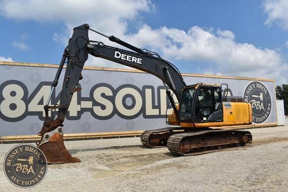Image of John Deere 210G equipment image 1