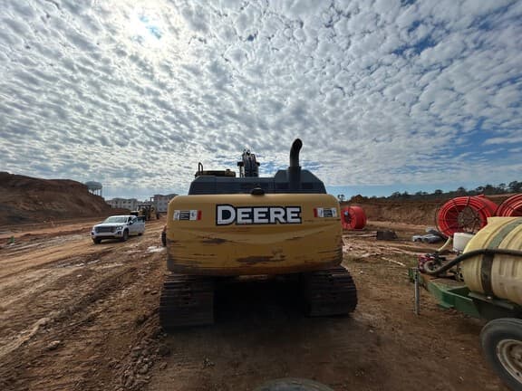 Image of John Deere 210G LC equipment image 1