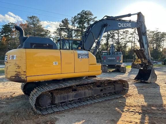 Image of John Deere 210G LC equipment image 2