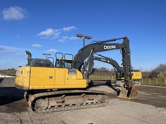 Image of John Deere 210G LC equipment image 2