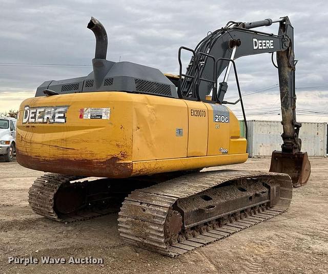 Image of John Deere 210G LC equipment image 4