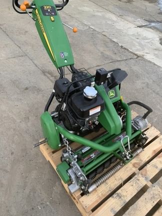 Main image John Deere 220 E-Cut