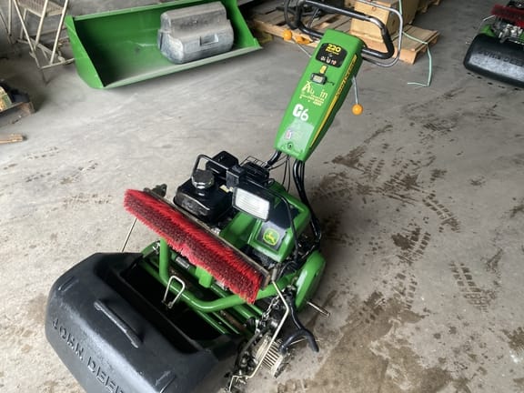 Main image John Deere 220EH