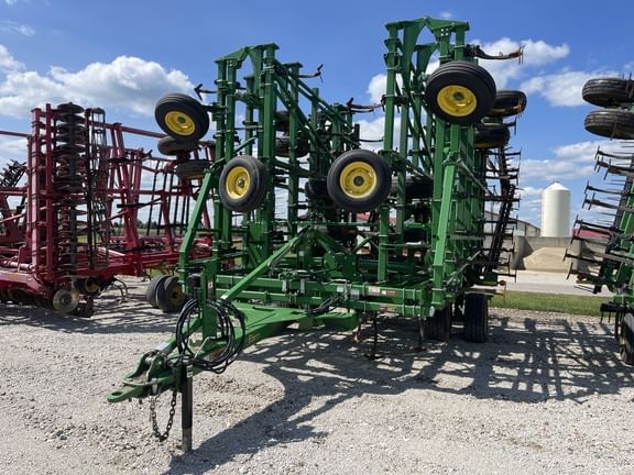 2018 John Deere 2230 Equipment Image0