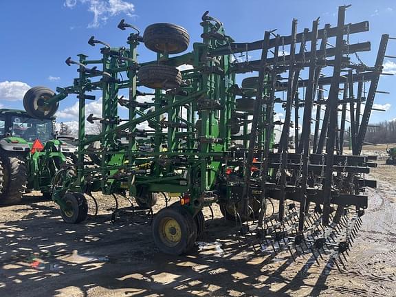 Image of John Deere 2230 equipment image 2