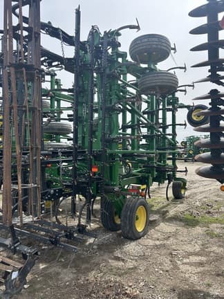 Image of John Deere 2230FH equipment image 1