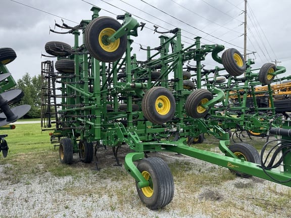 2018 John Deere 2230FH Equipment Image0