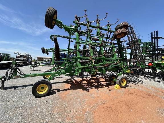 Image of John Deere 2230FH equipment image 1