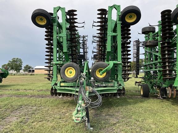 Image of John Deere 2330 equipment image 1