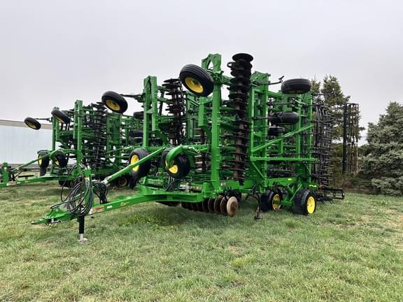 Image of John Deere 2330 Primary image