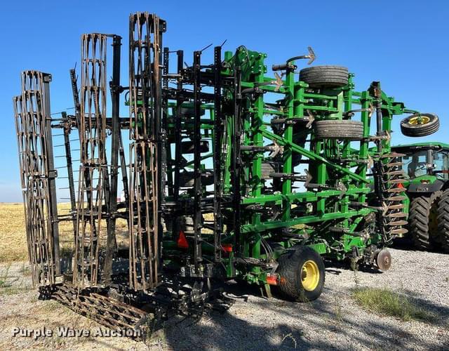 Image of John Deere 2330 equipment image 2