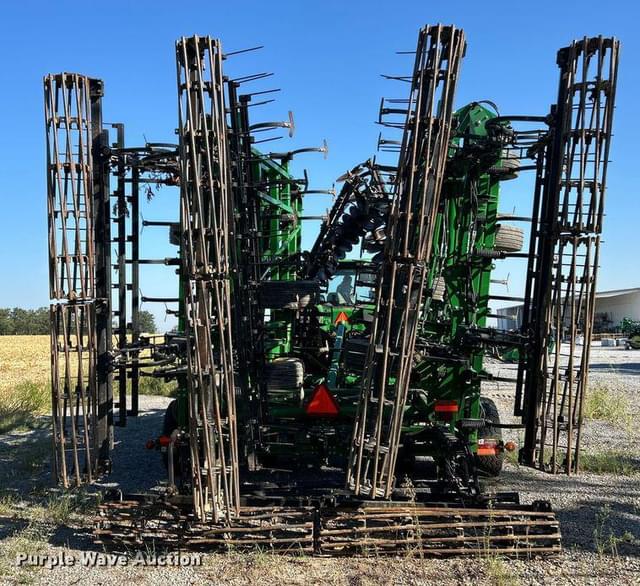 Image of John Deere 2330 equipment image 3