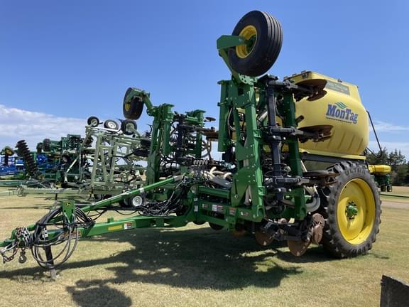 Image of John Deere 2510H equipment image 3