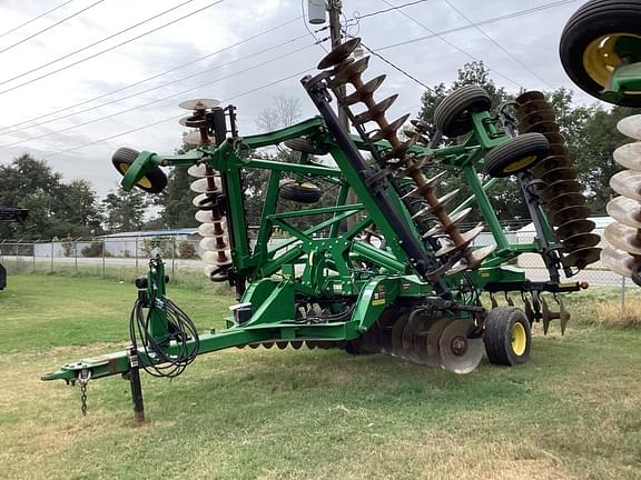 Image of John Deere 2633 equipment image 2