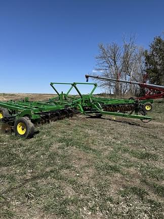 2018 John Deere 2633 Equipment Image0