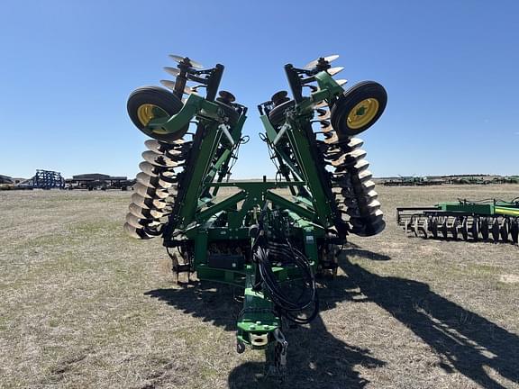 Image of John Deere 2633VT equipment image 1