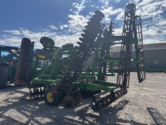 Image of John Deere 2633VT equipment image 4