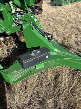 Image of John Deere 2633VT equipment image 4