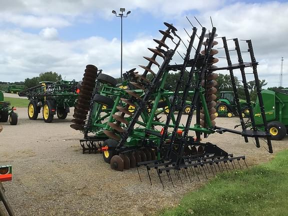 Image of John Deere 2635 equipment image 3