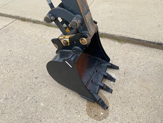 Image of John Deere 26G equipment image 4