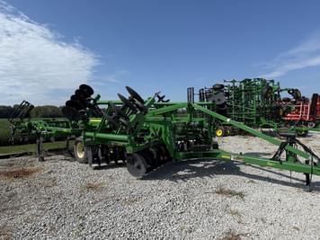 Main image John Deere 2730