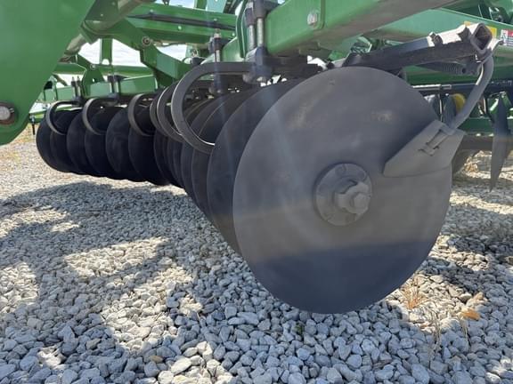 Image of John Deere 2730 equipment image 3