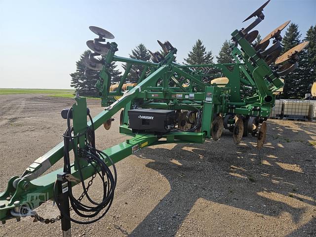 Image of John Deere 2730 equipment image 2