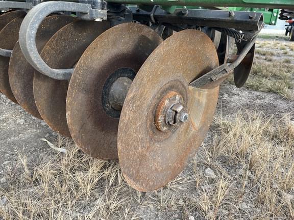 Image of John Deere 2730 equipment image 4