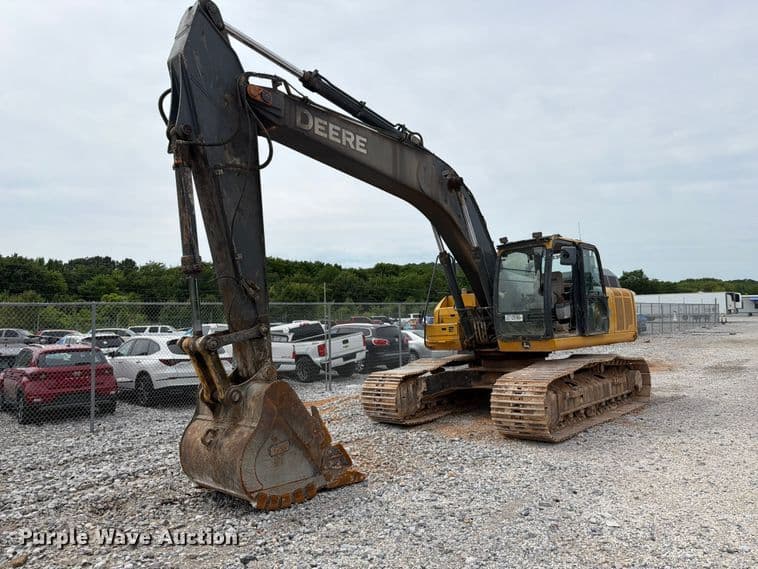 Image of John Deere 300G LC Primary image