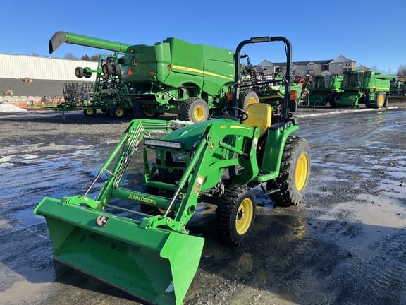 Main image John Deere 3025E