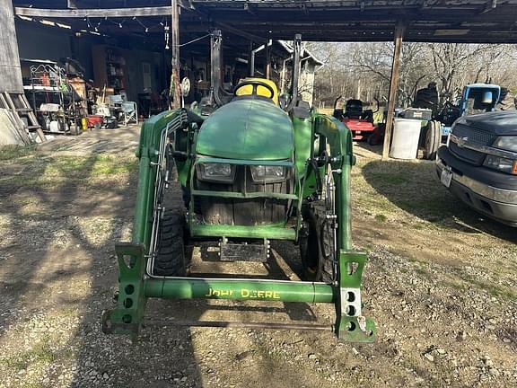 Image of John Deere 3025E equipment image 3